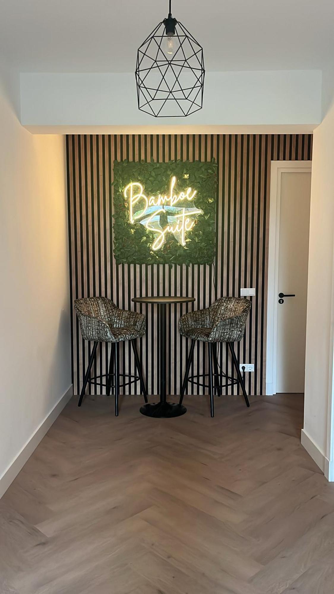 Bamboe Suite Bentveld Met Ligbad En Gratis Parkeren Exteriör bild